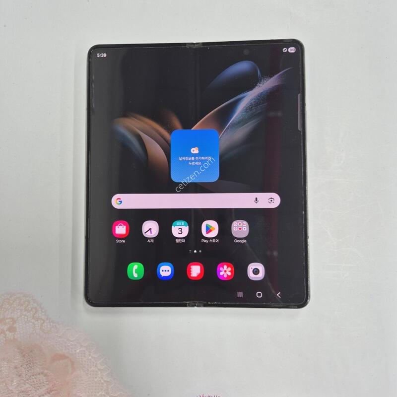 ����������4 �׷��̱׸� 256GB