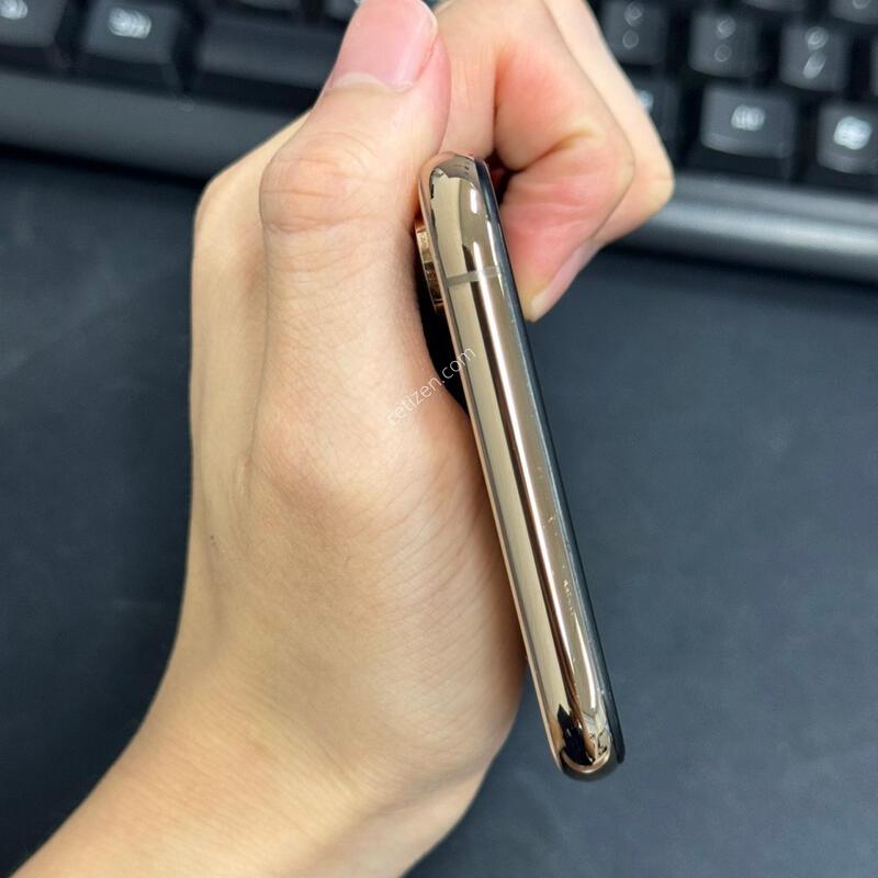������ Xs 64GB