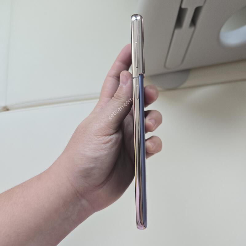 ������ S21 �÷��� 256GB ���̿÷�