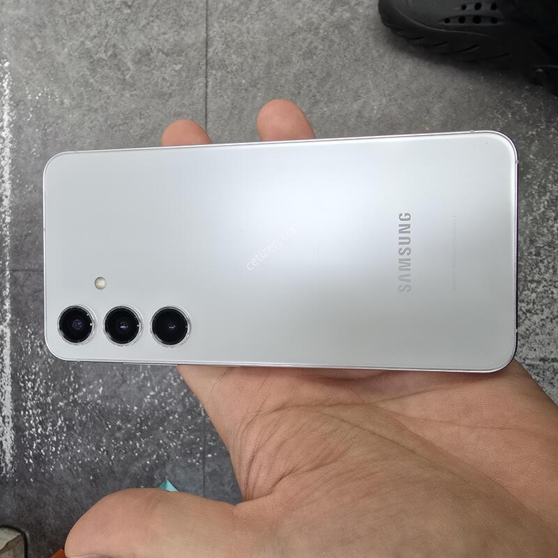 ������S24 ���ܻ� A��