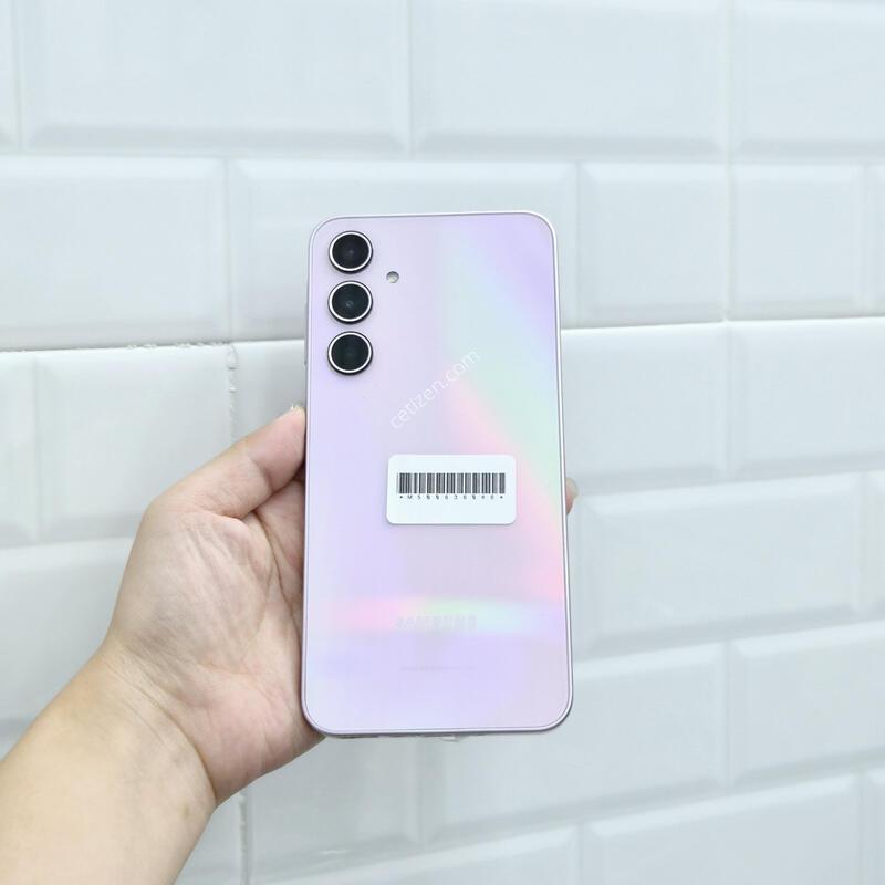 ������A35 ���϶� 128GB