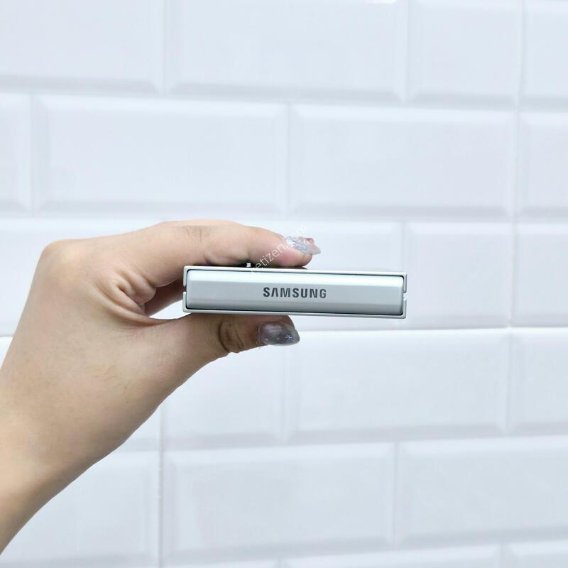 ������Z�ø�6 ��Ʈ 256GB