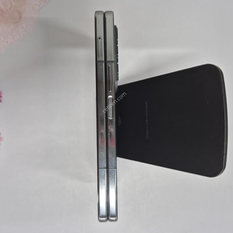 ����������4 �׷��̱׸� 256GB