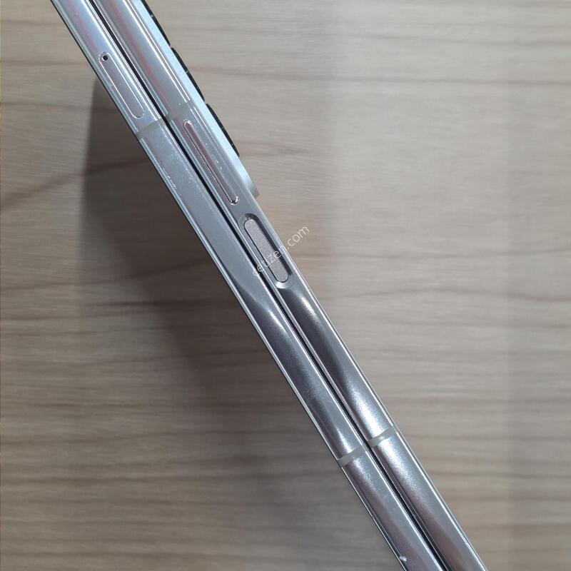 ������Z����4 256GB