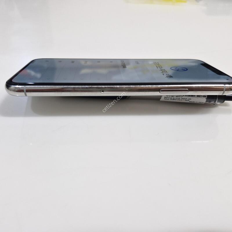 ������11����64GB ȭ��Ʈ A��