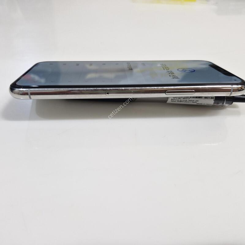 ������11����64GB ȭ��Ʈ A��