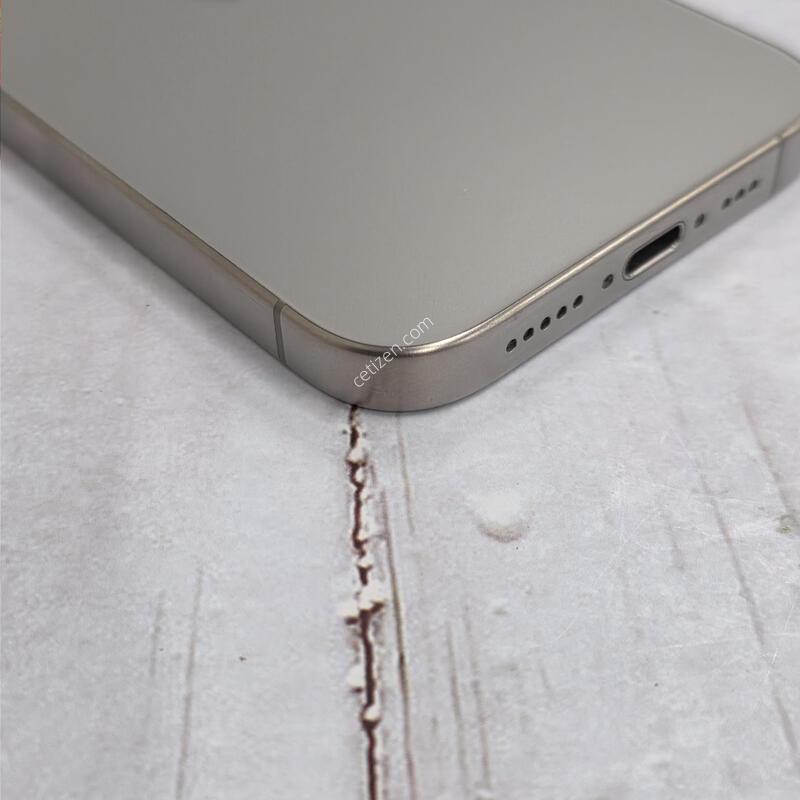 15���� 256GB