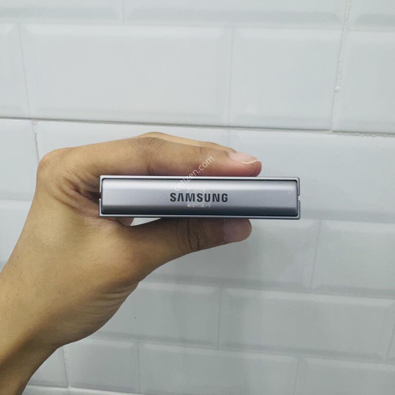 ������ Z�ø�6 �ǹ� 256GB