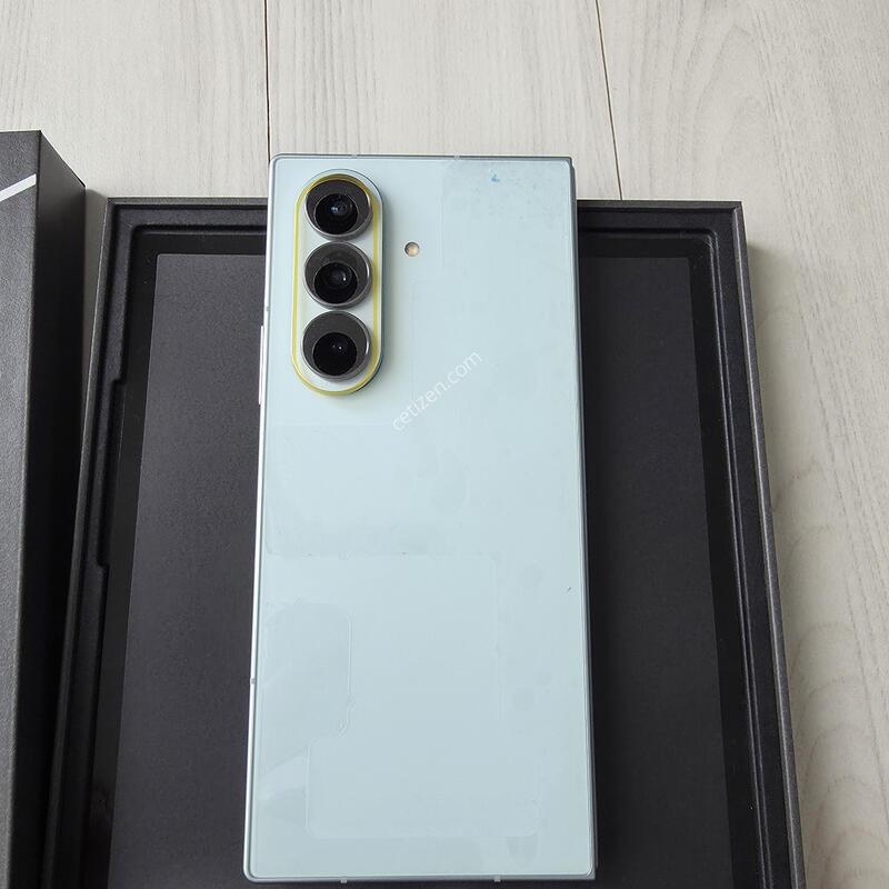 ������Z����7 (��Ʈ, 512GB, �ڱ���) �ð��� �˴ϴ�.