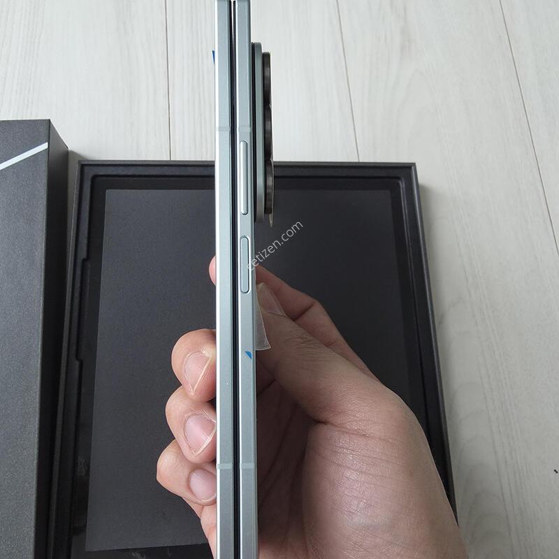 ������Z����7 (��Ʈ, 512GB, �ڱ���) �ð��� �˴ϴ�.
