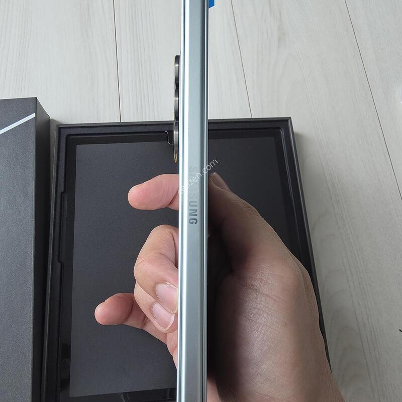 ������Z����7 (��Ʈ, 512GB, �ڱ���) �ð��� �˴ϴ�.