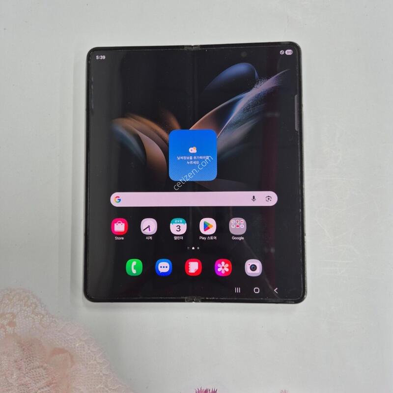 ����������4 �׷��̱׸� 256GB