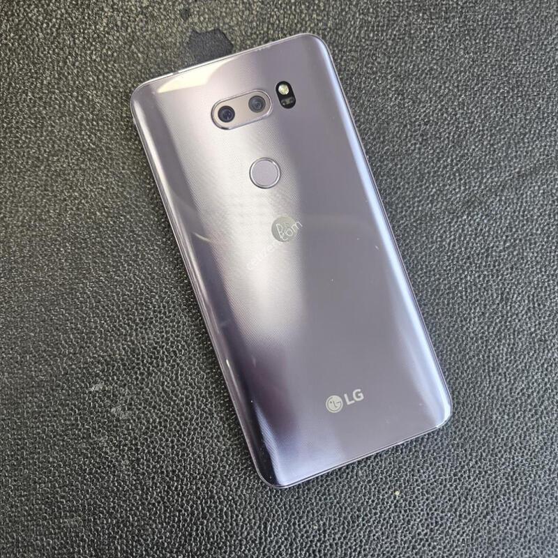 ������ ����V30S �������� �ܸ��� �߰���