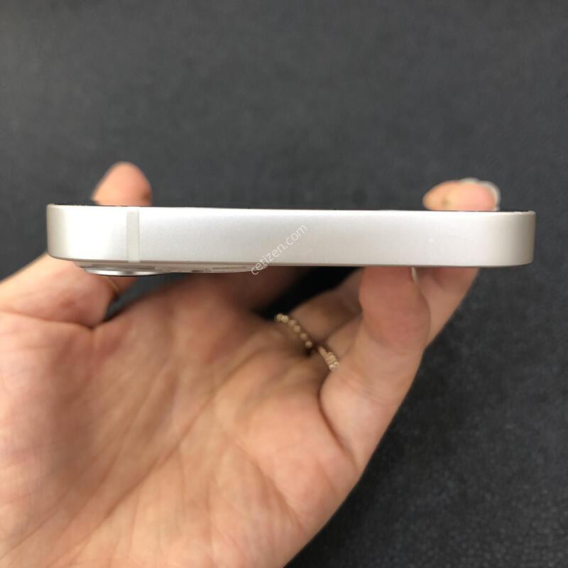 ������13 ȭ��Ʈ 128G,3���� ���,ƯA��,���͸�����100%,����������