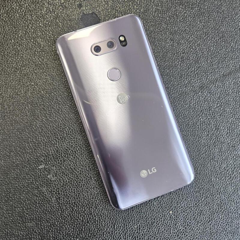 ������ ����V30S �������� �ܸ��� �߰���