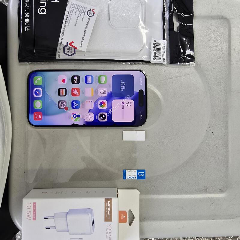 ������15���� 256G ȭ��Ʈ���� (���͸�85%) ����� �˴ϴ�