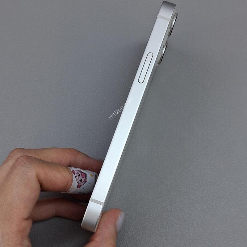 ������13�̴� 128GB ȭ��Ʈ