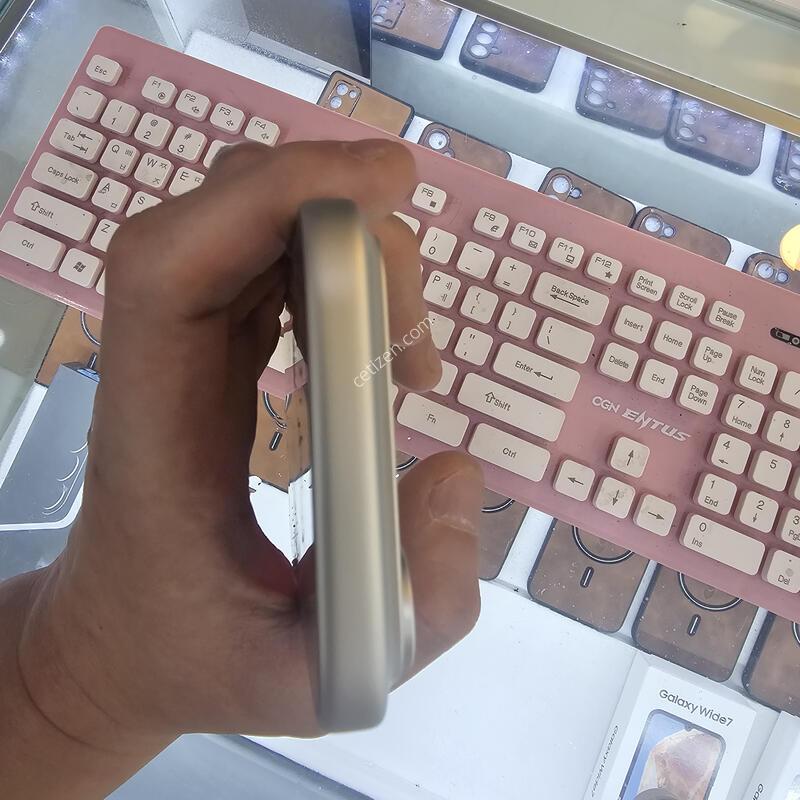 ������17pro 3������ ȭ��Ʈ 256g kt��