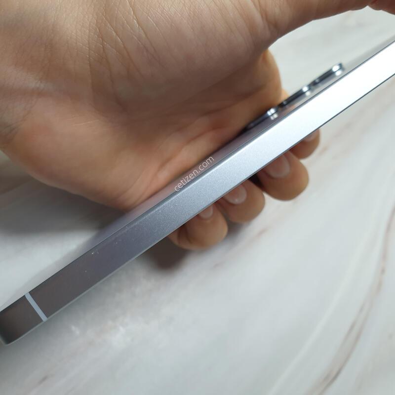 LG ������ S25 5G ���� 256G S�� �Ǹ��մϴ�