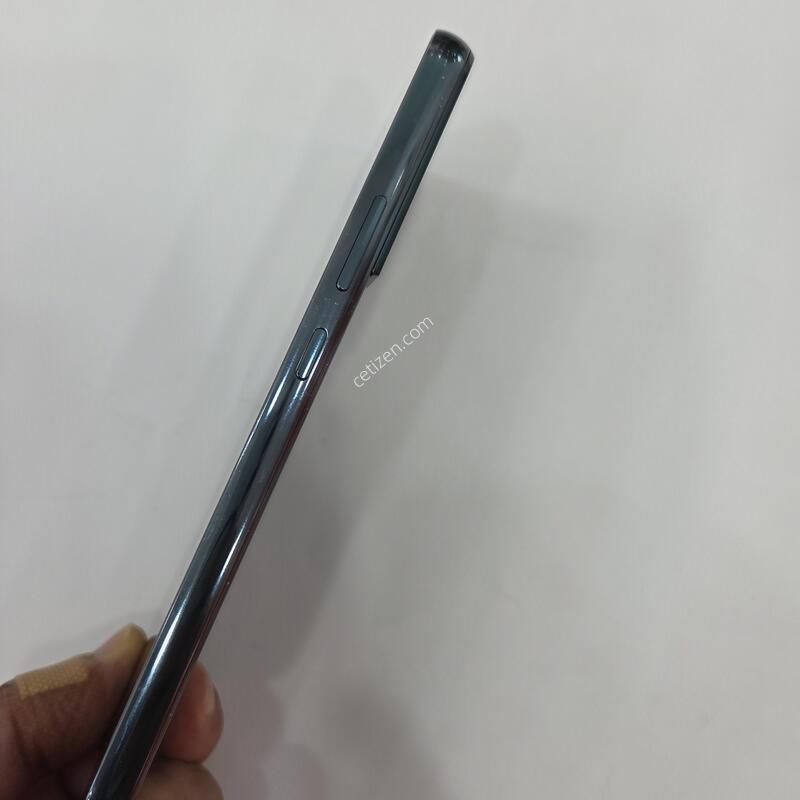 ������S22 �÷��� �׸� �ܻ� �����ϴ�