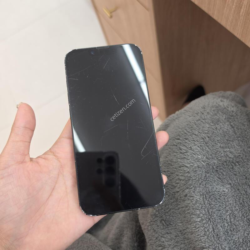 ������ 16e  - 128G ���� �������� / ���ܻ� /ī�޶�� X