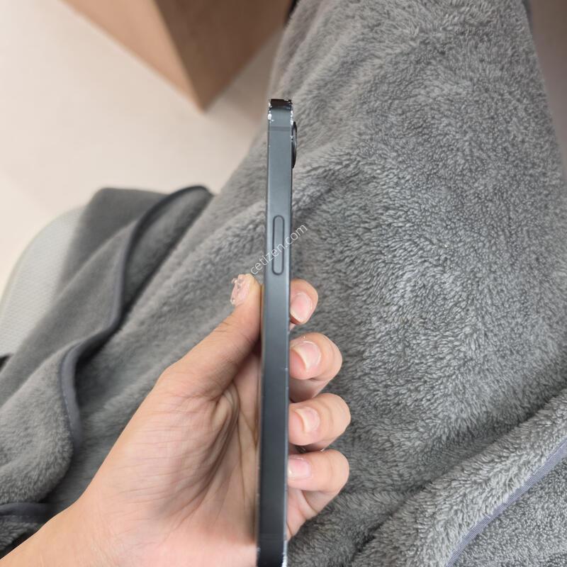 ������ 16e  - 128G ���� �������� / ���ܻ� /ī�޶�� X