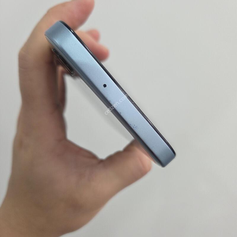 ������ ���̵�7 128GB