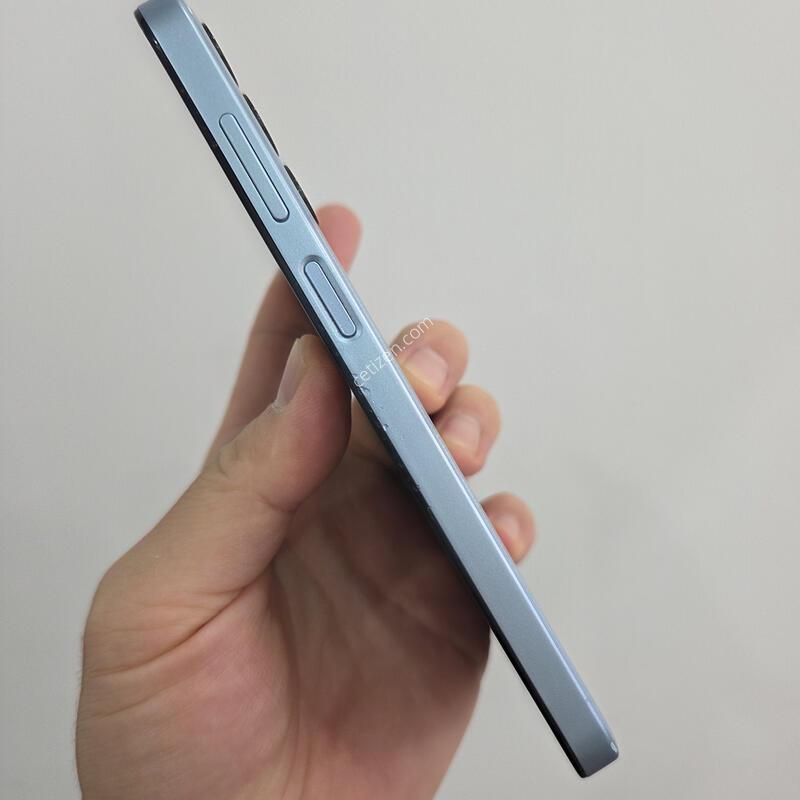 ������ ���̵�7 128GB
