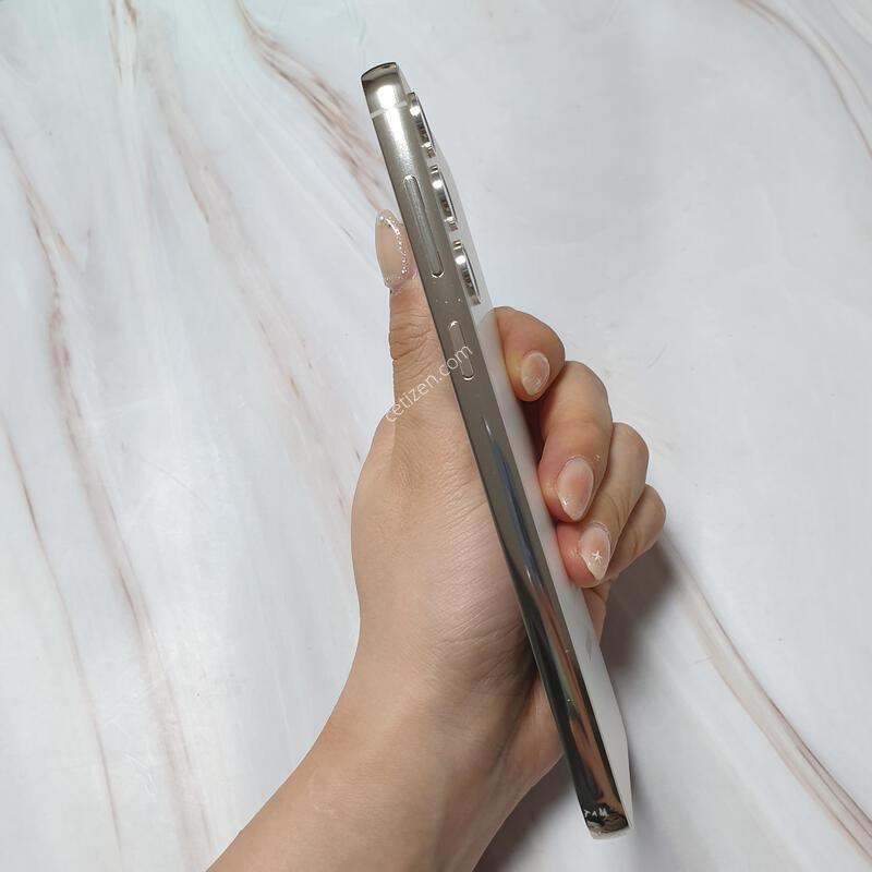 KT ������ S23+ ũ�� 256G A�� �Ǹ��մϴ�