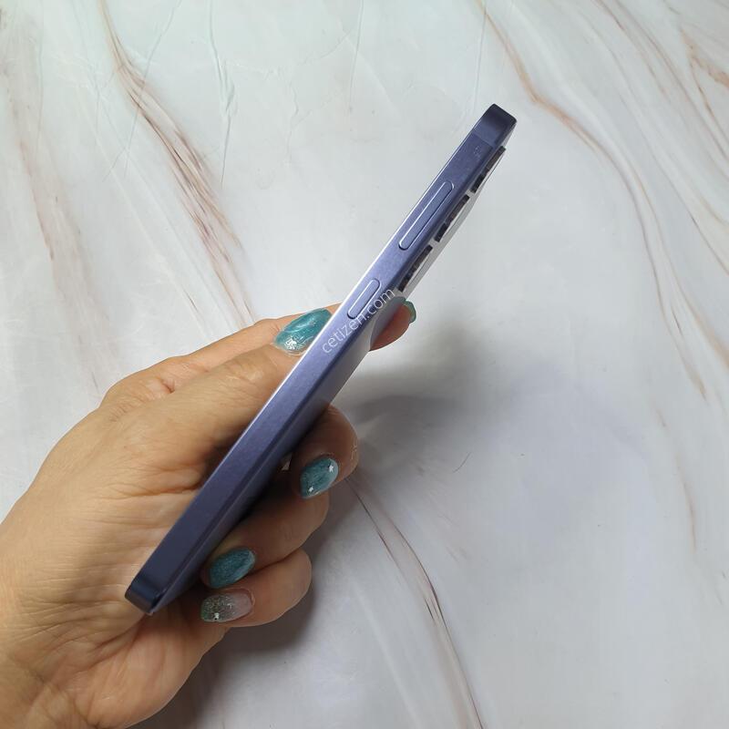KT ������ S24 ���̿÷� 256G A�� �Ǹ��մϴ�