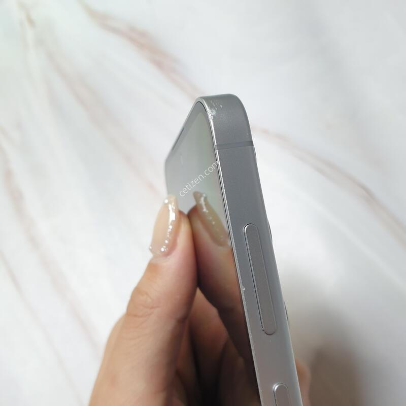 LG ������ S24FE ���ο� 256G ������ �Ǹ��մϴ�