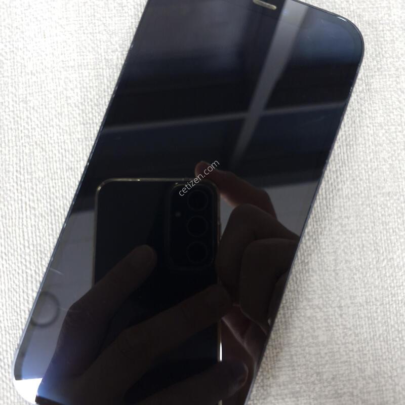 ������ 12 128G �Ǹ��մϴ�
