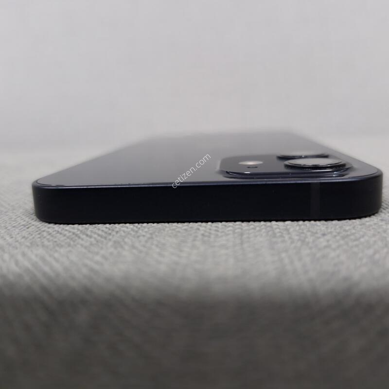 ������ 12 128G �Ǹ��մϴ�