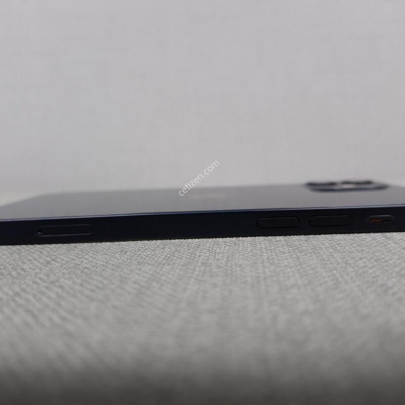 ������ 12 128G �Ǹ��մϴ�