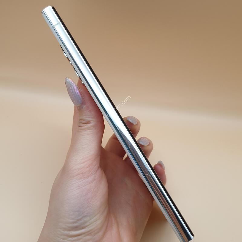 ������S23��Ʈ�� ũ�� 256G �Ǹ��մϴ�-S918N