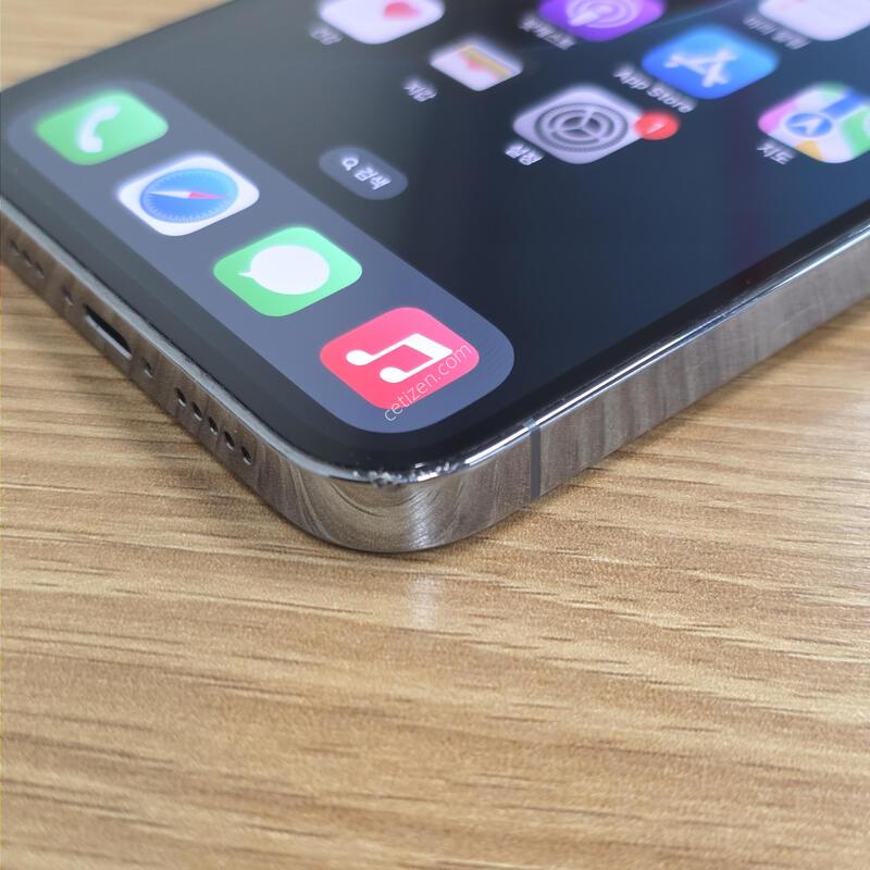 13���� 256GB
