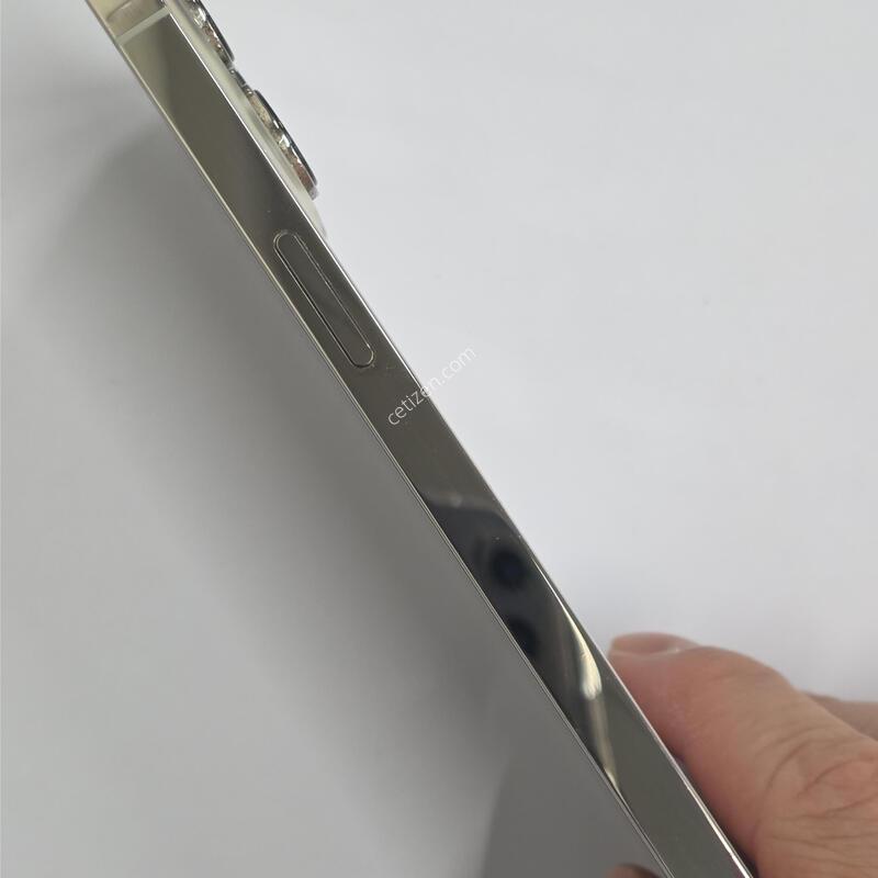 13���� 256GB