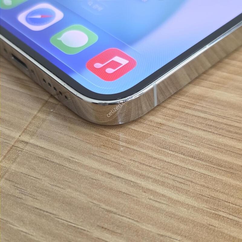 13���� 256GB