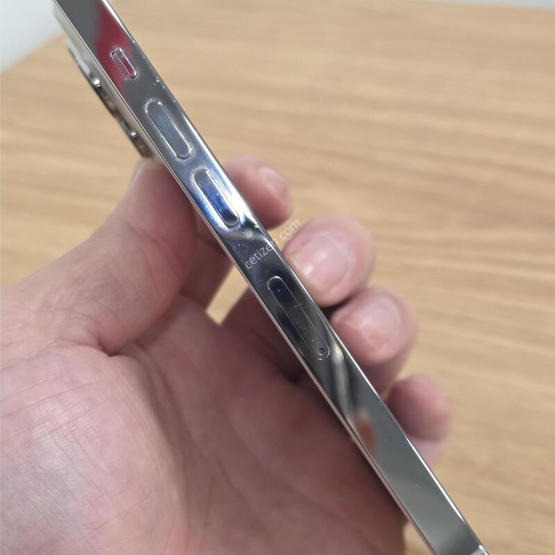 13���� 256GB