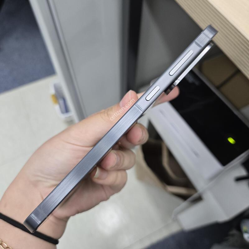 ������ ����6 ���� 128GB ��SSS�� ����ǰ��