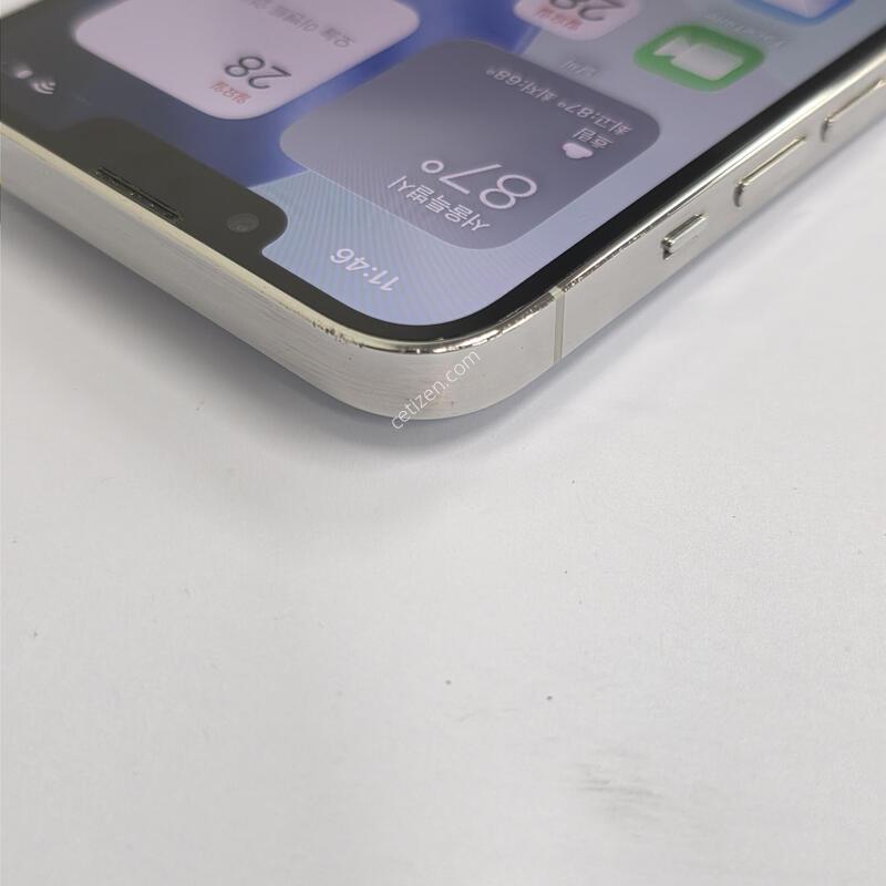 13���� 256GB