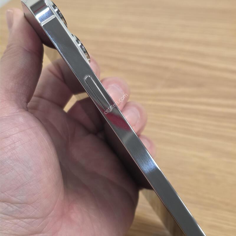 13���� 256GB
