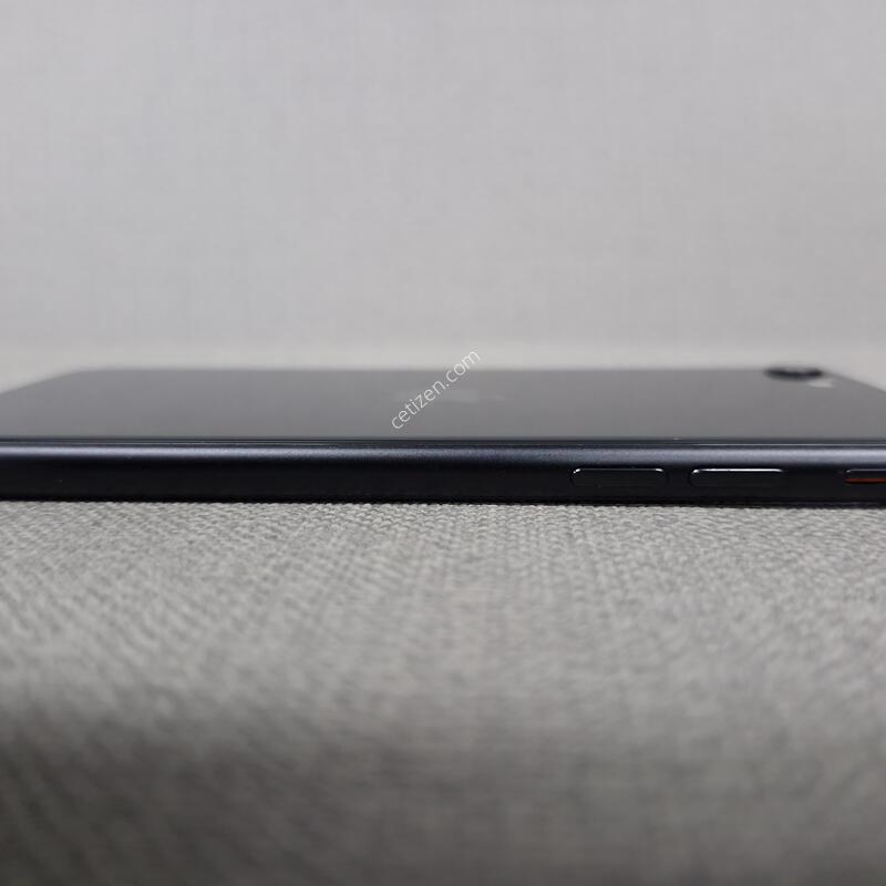 [�ܻ�, ��ȭ, �� ����] ������ SE2(2����) 128G �Ǹ��մϴ�