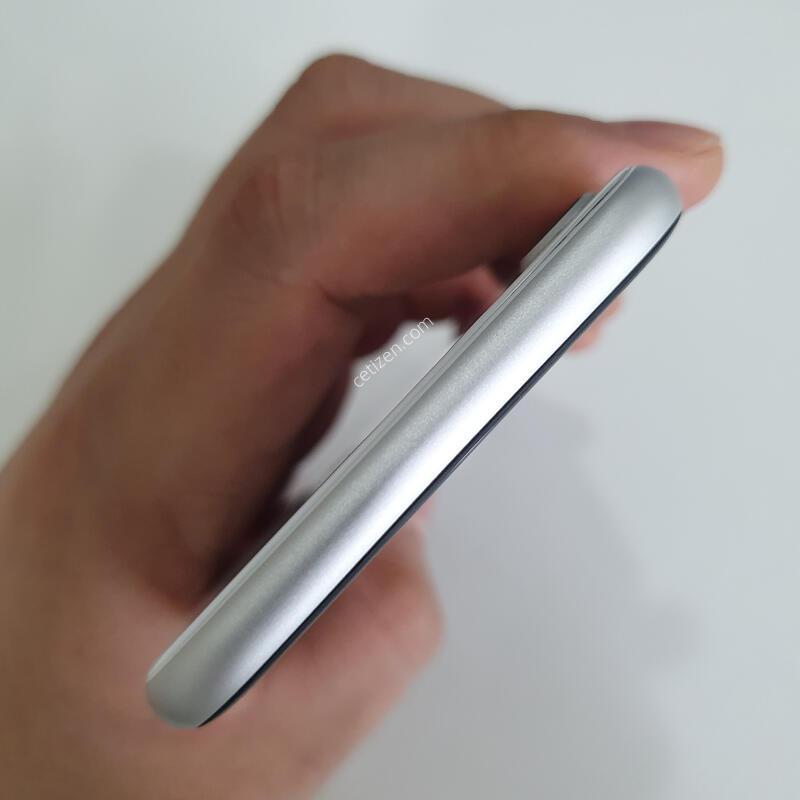 ������SE2 64G ���ܻ� �߰��� �����