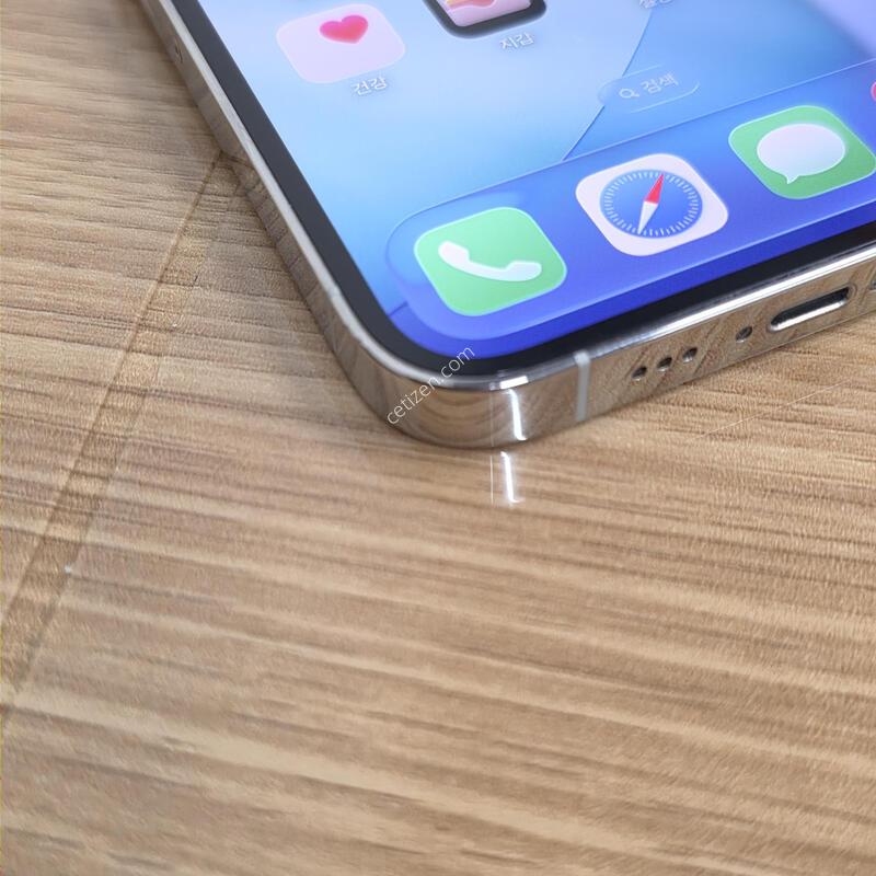 13���� 256GB