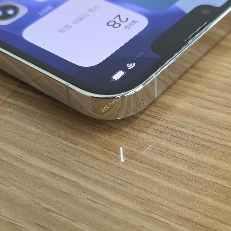 13���� 256GB