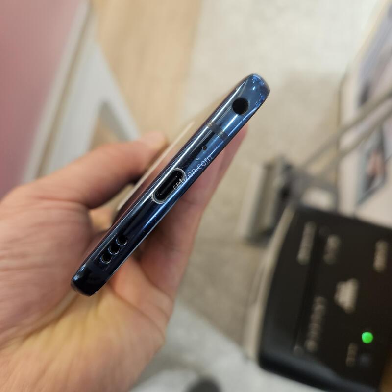 LG G7�÷��� ����