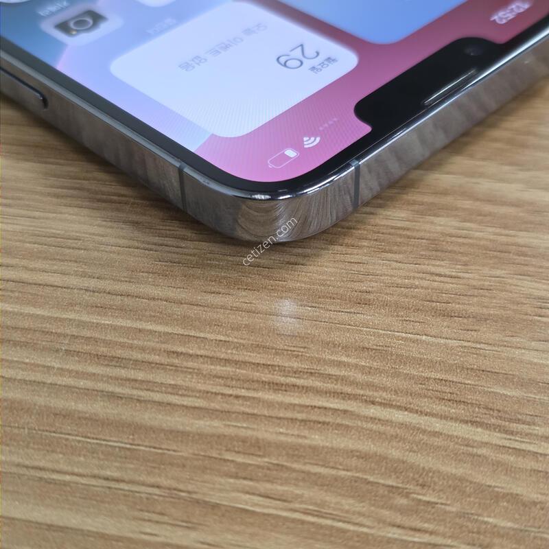 13���� 256GB