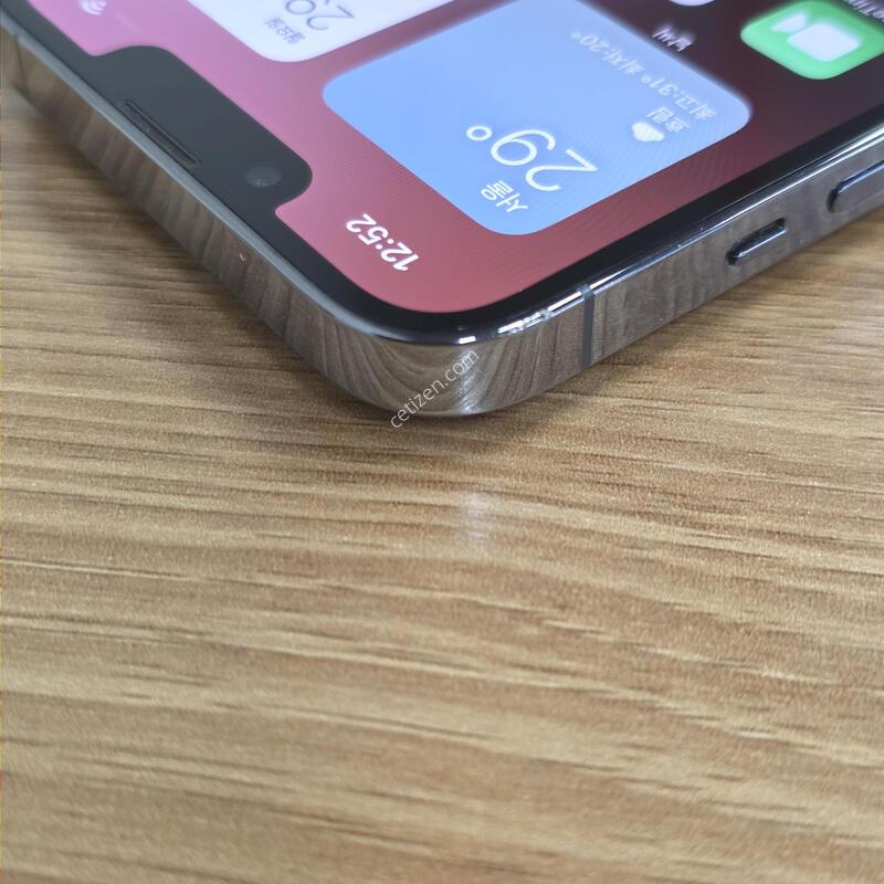 13���� 256GB