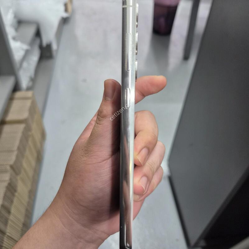 ������ S23 �÷��� ȭ��Ʈ 256G(�ܰ�����/�ʸ�/���̽�)